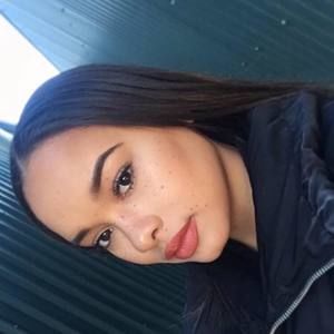 Meet your Posher, Catlin